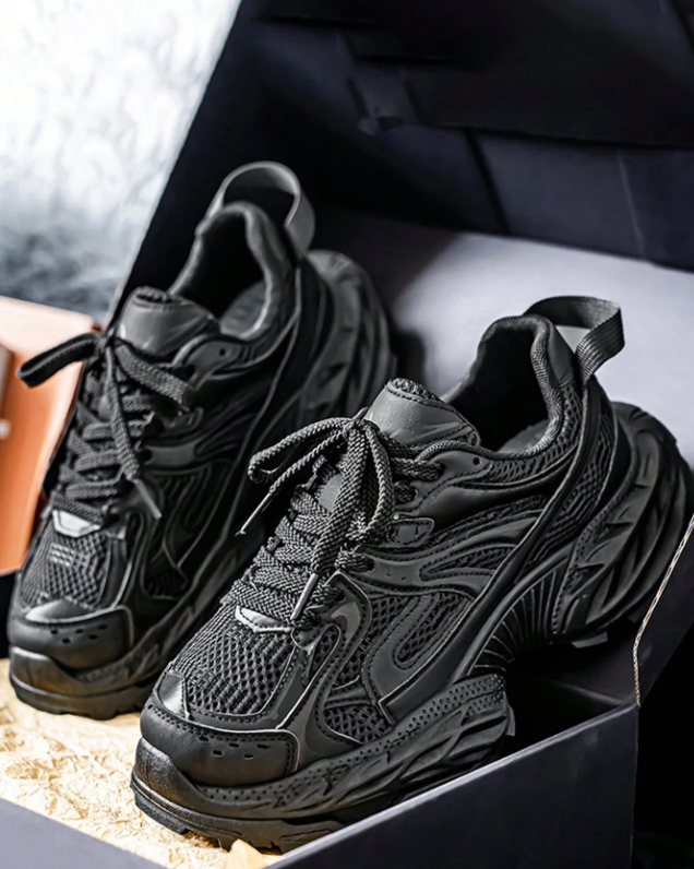 Men's Breathable New Style Mesh Thicker Sole Chunky Sneakers